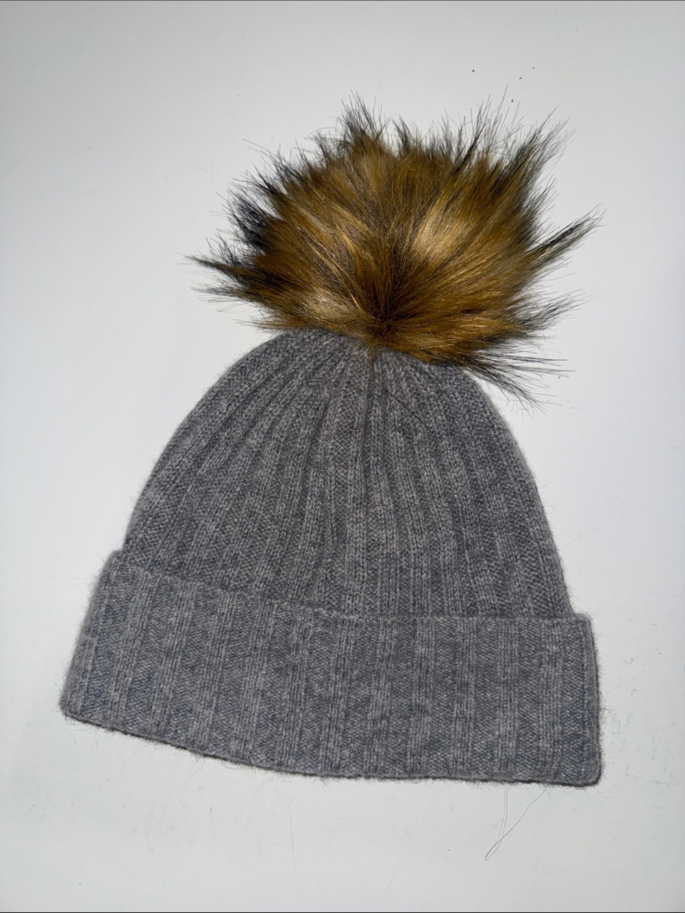 NWT Quince - Cashmere beanie
